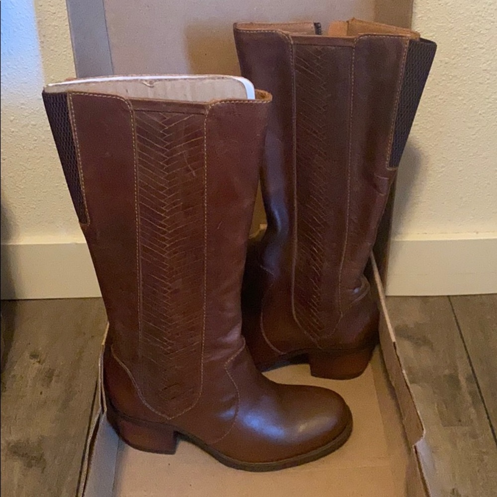 Leather Brown Boots